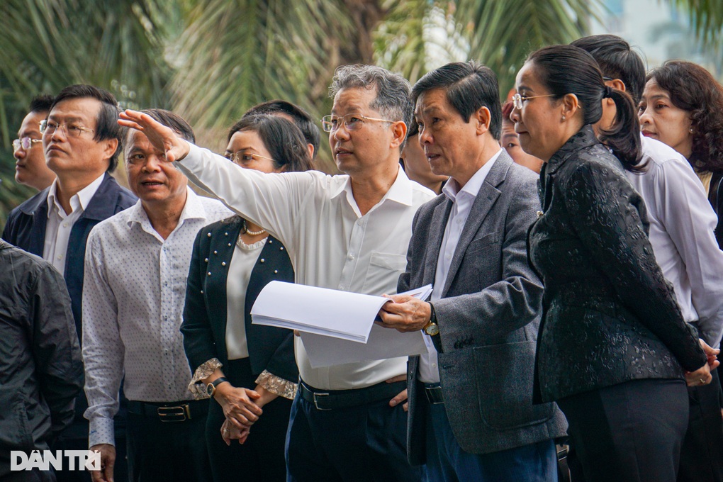 Bí thư Đà Nẵng kiểm tra nơi tổ chức ngày lễ quan trọng của thành phố - 1 Bí thư Đà Nẵng kiểm tra nơi tổ chức ngày lễ quan trọng của thành phố - 1