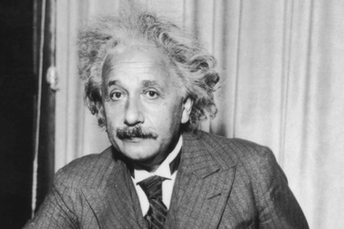 Lá thư về bom nguyên tử của nhà bác học Einstein được định giá 4 triệu USD
