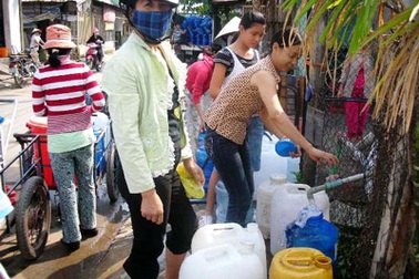 Điện tăng giá, nước cũng “ăn” theo