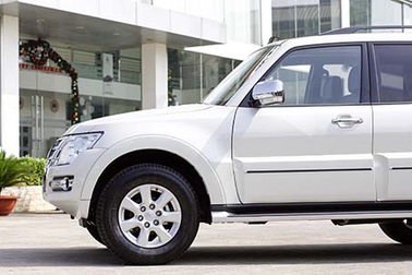 Mitsubishi Pajero - Một chiếc SUV đích thực