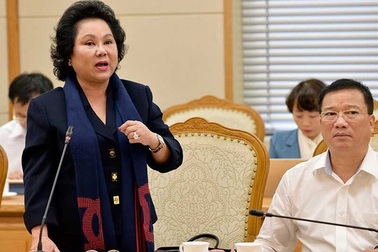 Trên thì quyết liệt, dưới thờ ơ: Chuyện lạ “giấy phép” con