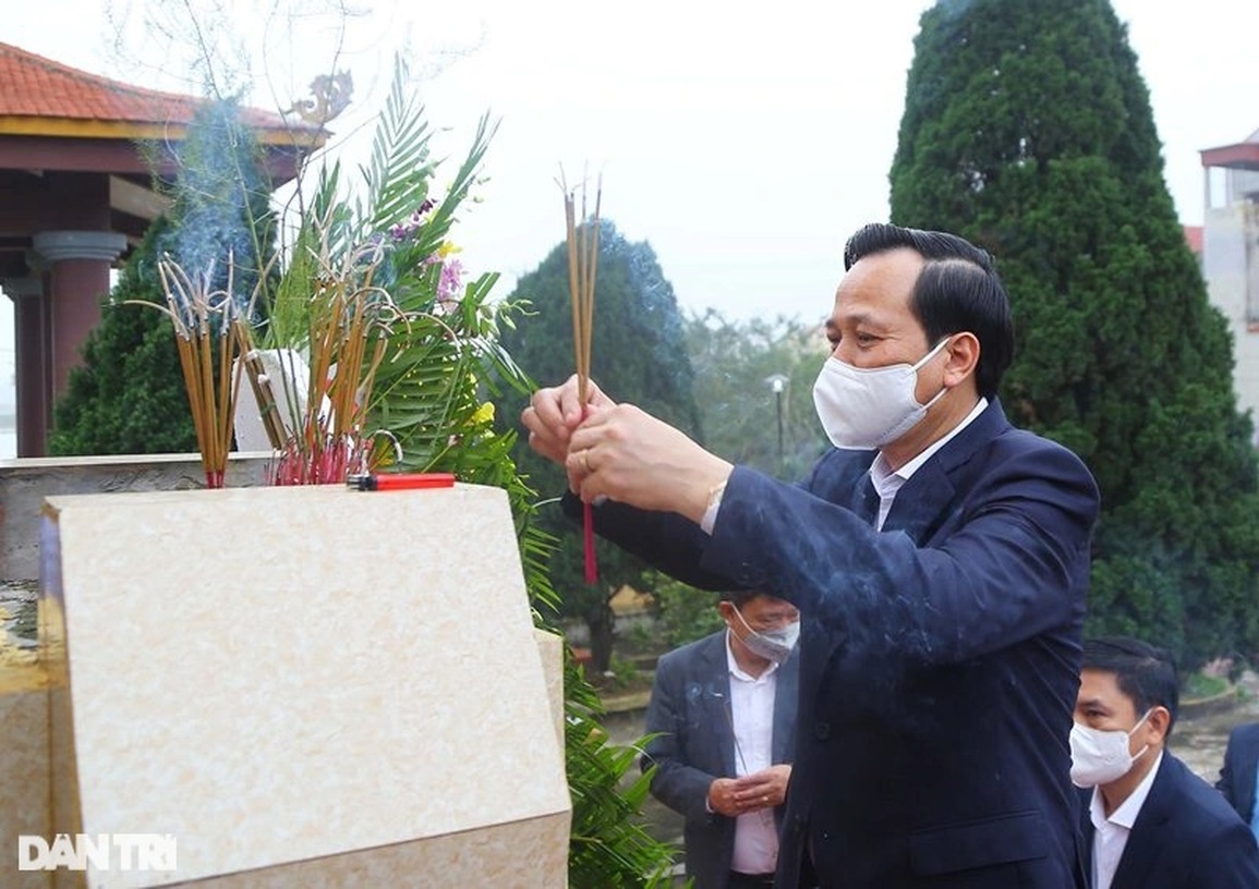 Bộ trưởng Đào Ngọc Dung: Quan tâm hơn tới đối tượng chính sách dịp Tết - 2 Bộ trưởng Đào Ngọc Dung: Quan tâm hơn tới đối tượng chính sách dịp Tết - 2