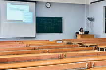 Covid-19: Trường ĐH Thương Mại cho hơn 600 giảng viên ở nhà dạy online