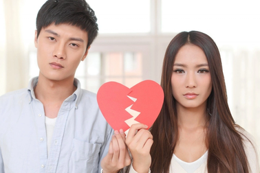 Dịch vụ thuê "cố vấn tình yêu" la mắng bạn bè lụy tình nở rộ tại Trung Quốc