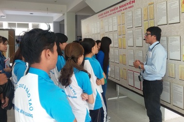 3.000 HS, SV tham quan triển lãm về Hoàng Sa - Trường Sa