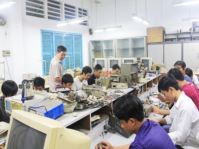 Hòa Bình: Tăng cường tư vấn về việc làm và học nghề cho lao động thất nghiệp - Ảnh 1. Hòa Bình: Tăng cường tư vấn về việc làm và học nghề cho lao động thất nghiệp - Ảnh 1.