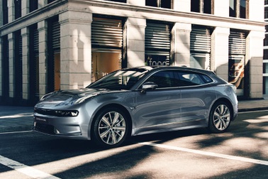 Xe điện hạng sang Trung Quốc đã sẵn sàng cho "cuộc chiến" với Tesla