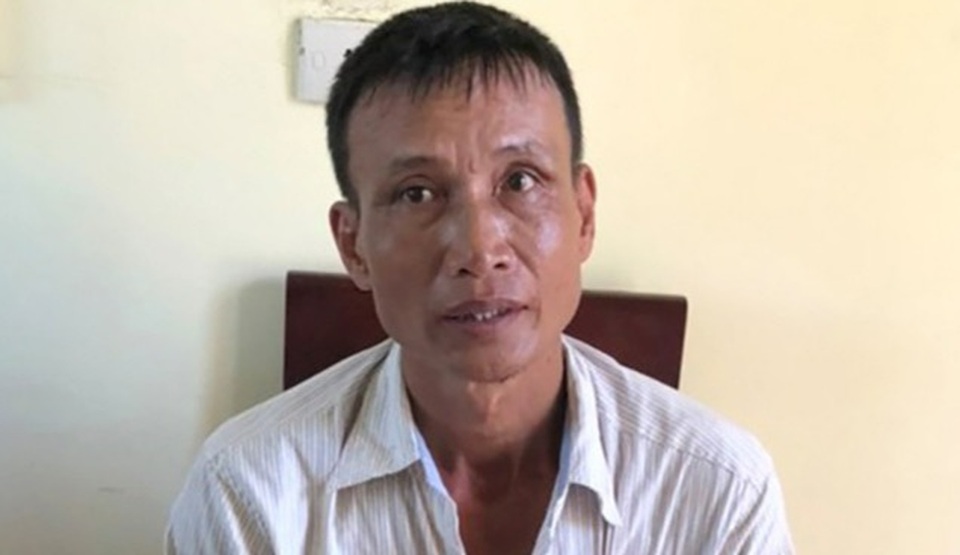 Gã đàn ông lừa người phụ nữ khuyết tật ra cánh đồng vắng hiếp dâm - 1 Gã đàn ông lừa người phụ nữ khuyết tật ra cánh đồng vắng hiếp dâm - 1