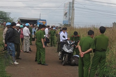 Phát hiện xác người đàn ông chết trong tư thế quỳ