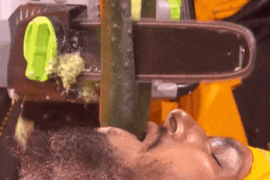 “Hết hồn” với những trò đùa giỡn tử thần của nhóm trình diễn mạo hiểm