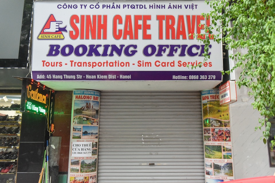 Hàng loạt cửa hàng, doanh nghiệp lữ hành “cửa đóng then cài” vì Covid-19 - 5 Hàng loạt cửa hàng, doanh nghiệp lữ hành “cửa đóng then cài” vì Covid-19 - 5