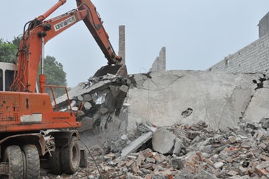 “Trảm” các công trình cản trở dự án đường Láng - Hòa Lạc