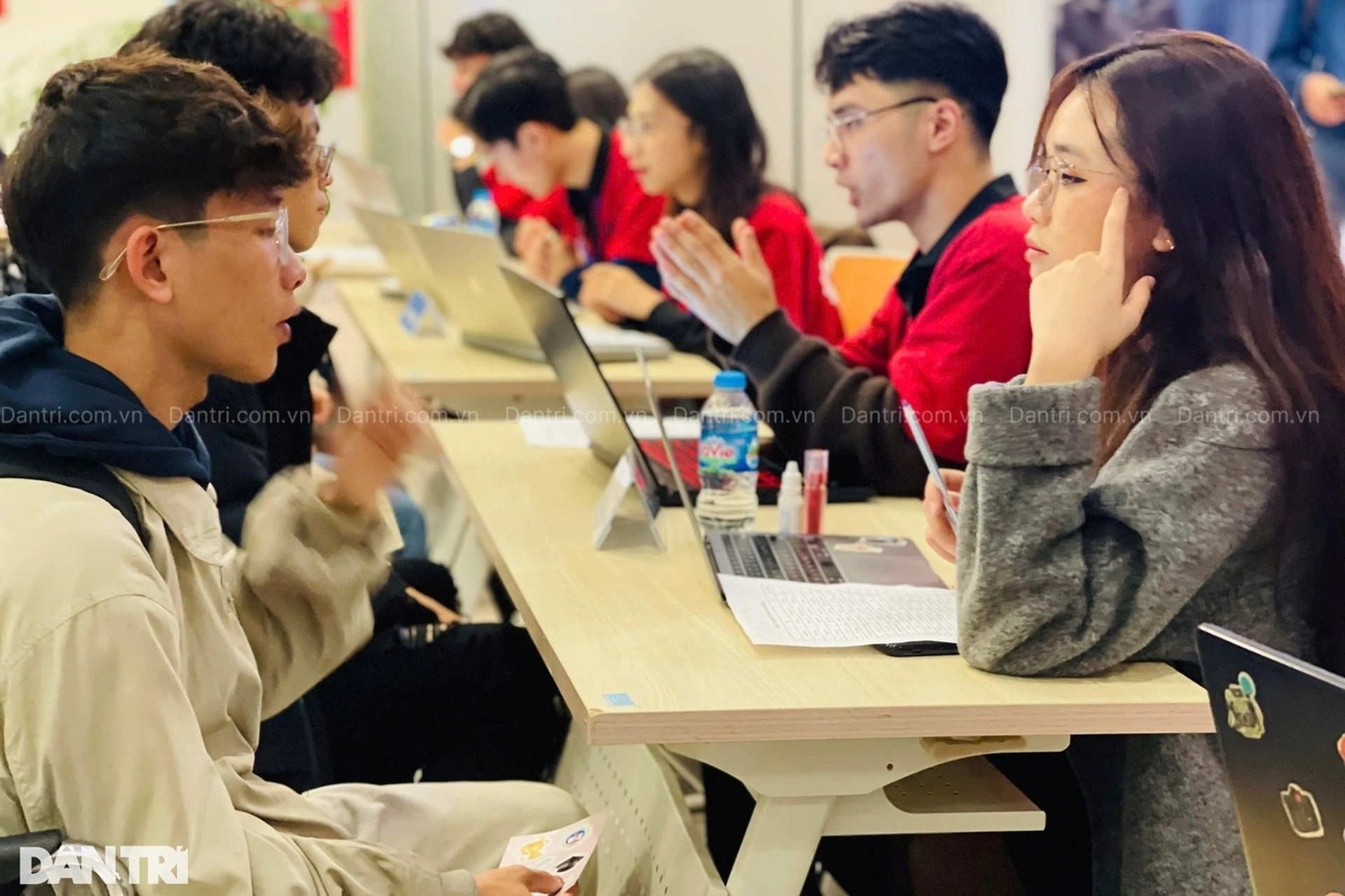 Aranjamentele universitare trebuie să asigure că studiile studenților nu sunt întrerupte - 4 Sắp xếp đại học phải đảm bảo không gián đoạn việc học của sinh viên - 4