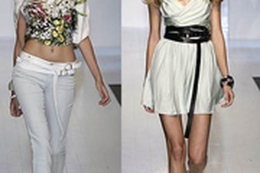 Trussardi: Những vòng eo thon thả