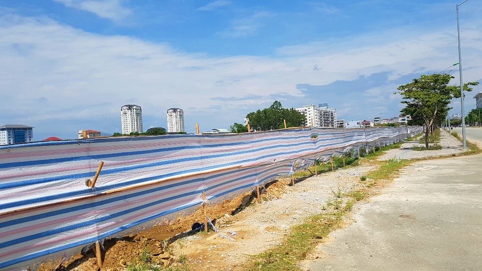 Dự án 100 tỷ chậm tiến độ nghiêm trọng - 4 Dự án 100 tỷ chậm tiến độ nghiêm trọng - 4