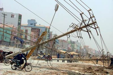 Kiểm tra hơn 22.500 trụ điện, phát hiện gần 15.000 lỗi 