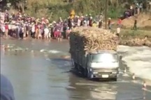 Chiến sỹ công an hy sinh khi nỗ lực cứu xe mía giữa dòng lũ