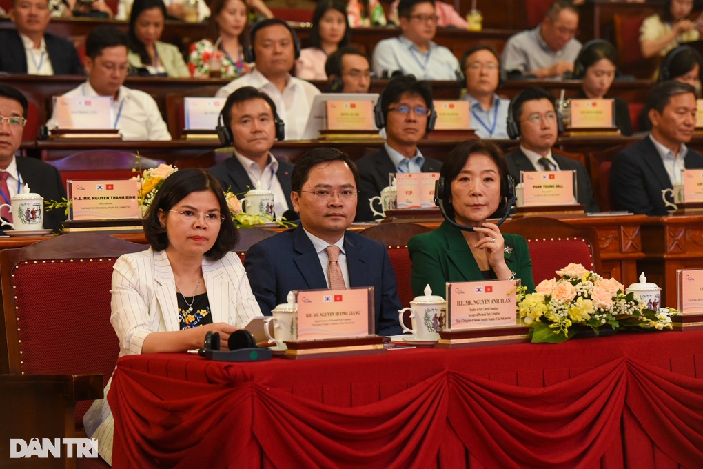 Đại sứ Hàn Quốc dự hội nghị Gặp gỡ Hàn Quốc khu vực Bắc bộ - 2 Đại sứ Hàn Quốc dự hội nghị Gặp gỡ Hàn Quốc khu vực Bắc bộ - 2