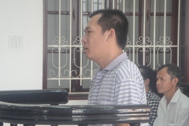 Dìm chết vợ hờ dưới mương nước vì nghi có người đàn ông khác