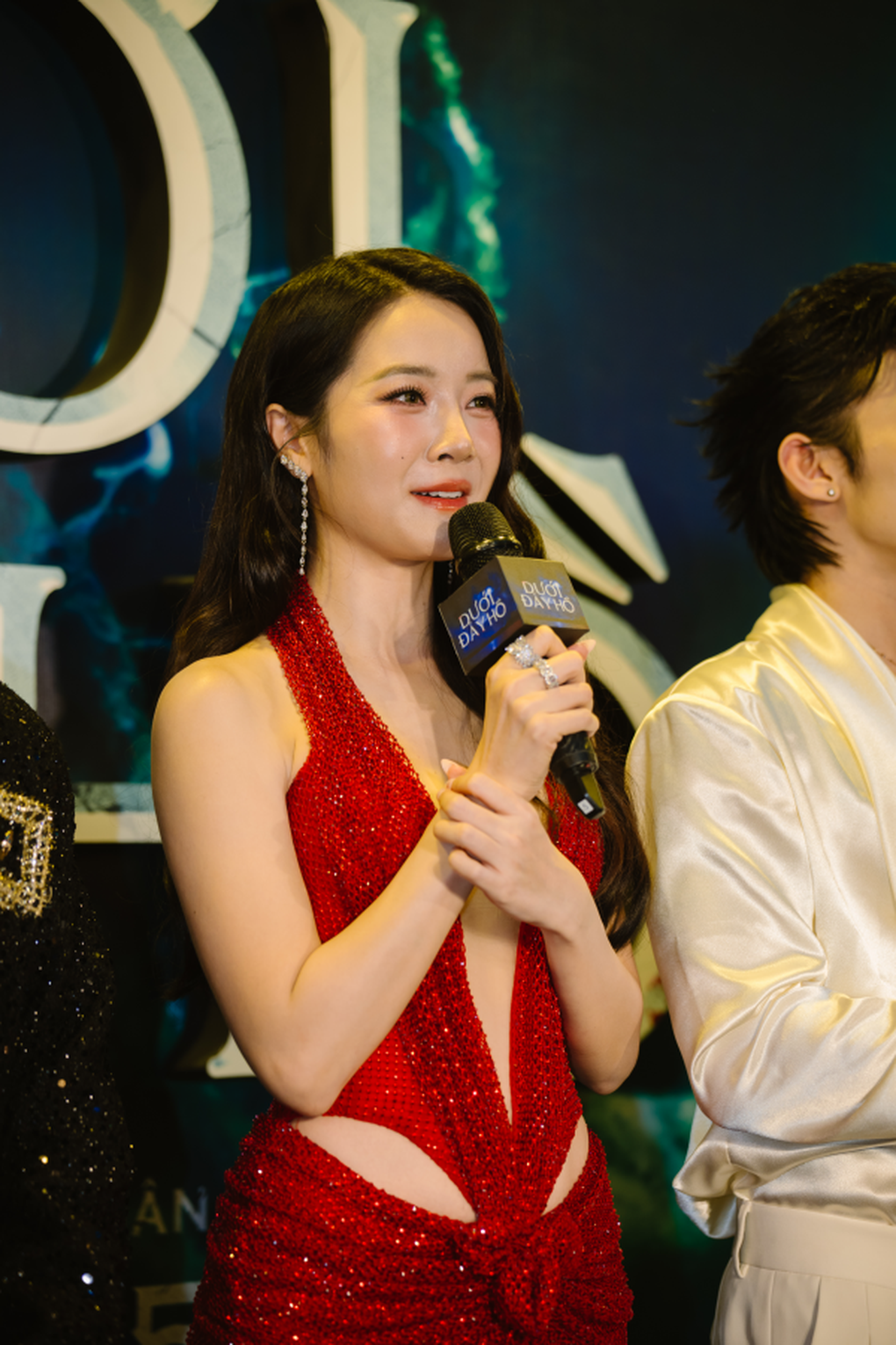 Kay Trần nói gì khi trở lại với điện ảnh, bị so sánh Tuấn Trần? - 2 Kay Trần nói gì khi trở lại với điện ảnh, bị so sánh Tuấn Trần? - 2