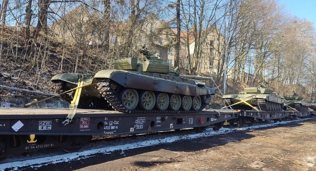 Ukraine đã nhận 500 chuyến tàu chở vũ khí của phương Tây - 1 Ukraine đã nhận 500 chuyến tàu chở vũ khí của phương Tây - 1