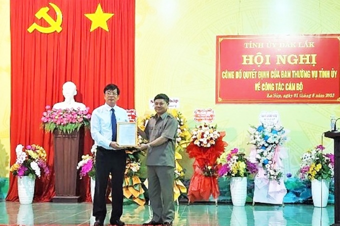 Ông Bùi Hồng Quý, nhận quyết định phân công giữ chức vụ Bí thư Huyện ủy Ea Súp, nhiệm kỳ 2020–2025