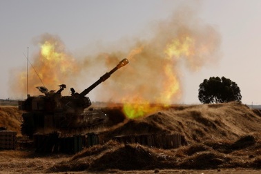 Gaza chìm trong khói lửa, Israel mở rộng chiến dịch quân sự trên bộ