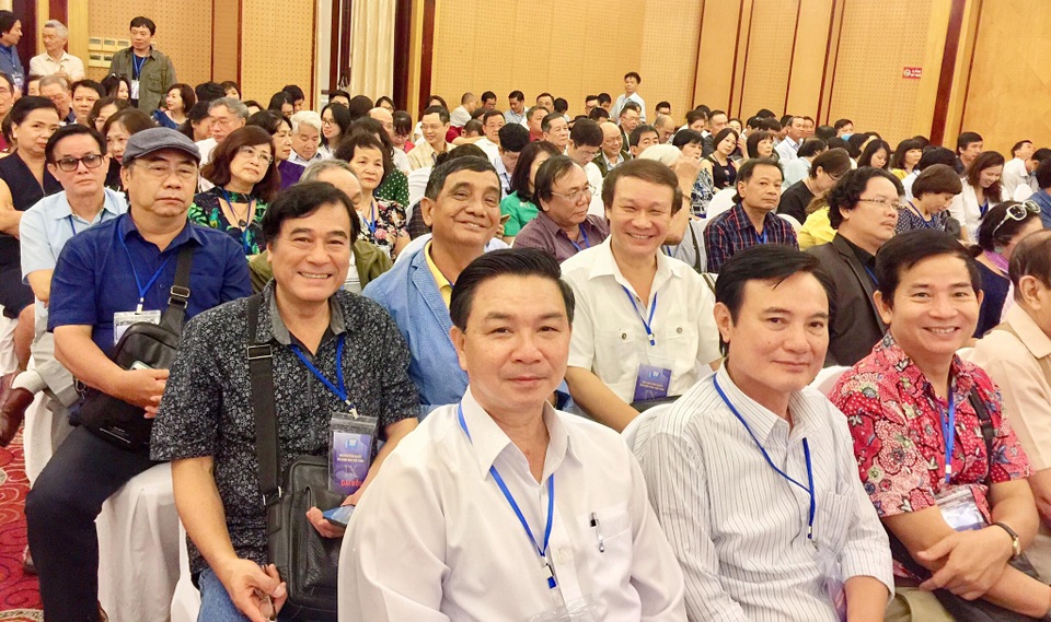 NSƯT Đỗ Thanh Hải, Quyền Linh trúng cử Ban Chấp hành Hội Điện ảnh khoá IX - 7 NSƯT Đỗ Thanh Hải, Quyền Linh trúng cử Ban Chấp hành Hội Điện ảnh khoá IX - 7