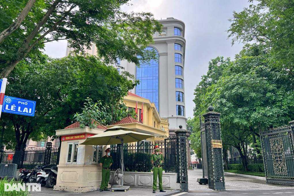 Hôm nay công bố quyết định của Bộ Chính trị về nhân sự Hà Nội - 1 Hôm nay công bố quyết định của Bộ Chính trị về nhân sự Hà Nội - 1