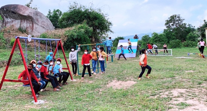 Sân chơi cho em tại xã Yang Mao, huyện Krông Bông. Ảnh baodaklak.vn