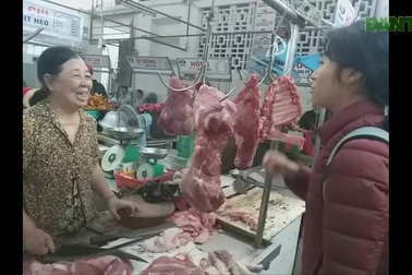 Đà Nẵng: Giá thịt heo tiếp tục phi mã