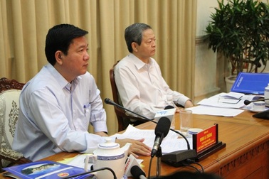 Bí thư Đinh La Thăng: “Không để dân ở trong chung cư nguy hiểm, nhà tạm bợ”