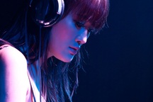 Xem Mỹ Quyên trổ tài DJ