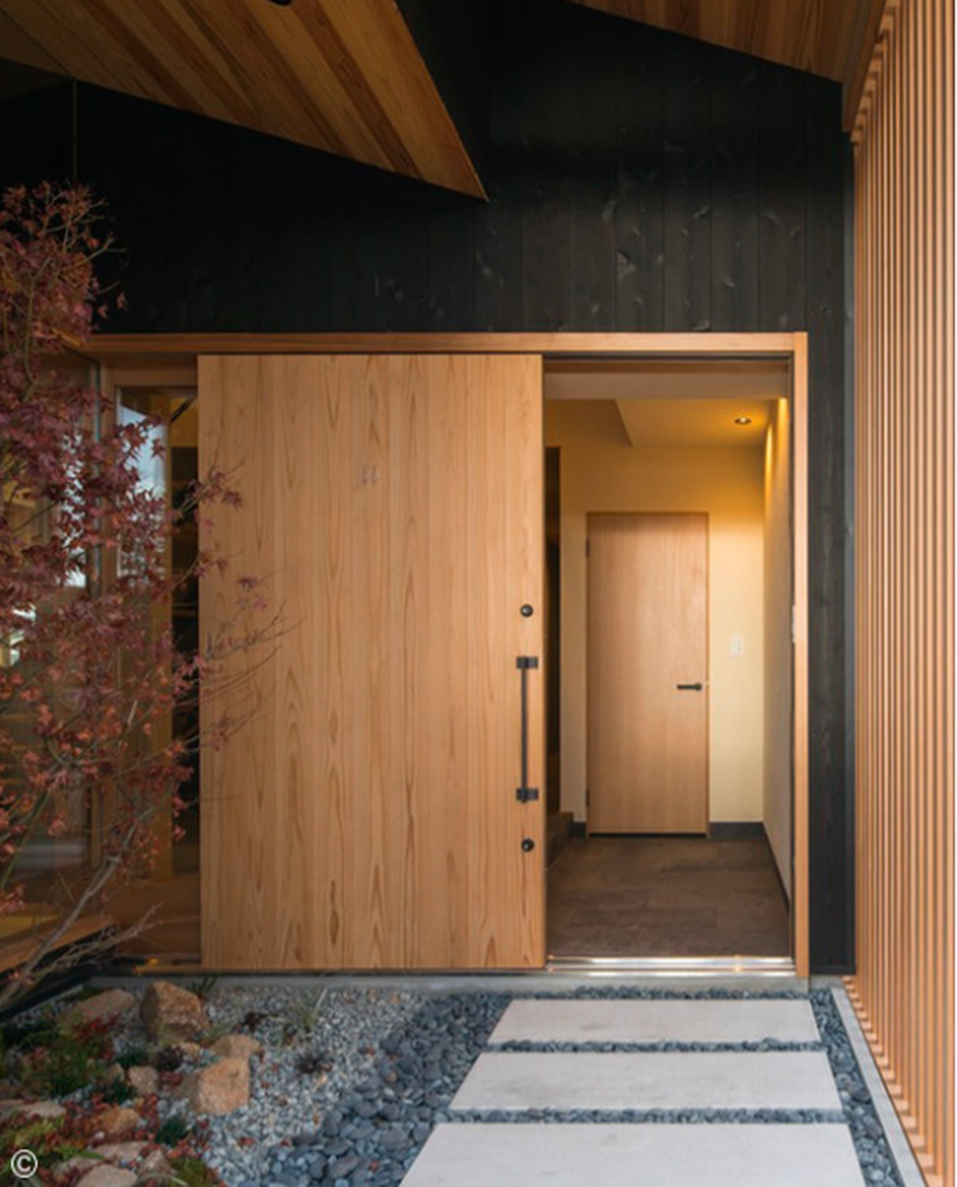 Chọn cửa ra vào sao cho phù hợp? - 20 Chọn cửa ra vào sao cho phù hợp? - 20