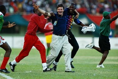 Những điều ít biết về "phù thủy trắng" Philippe Troussier