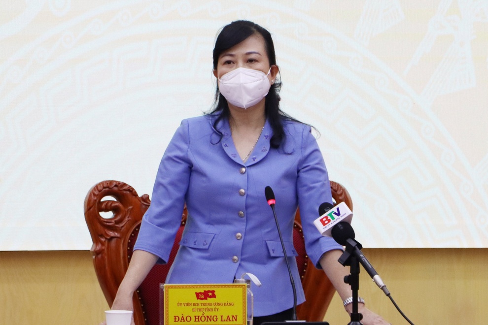 Bí thư Bắc Ninh: Xử lý nghiêm vi phạm phòng chống dịch, tụ tập xem bóng đá - 3 Bí thư Bắc Ninh: Xử lý nghiêm vi phạm phòng chống dịch, tụ tập xem bóng đá - 3