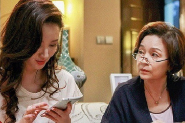 Kiệt sức vì mẹ chồng mỗi bữa bắt con dâu nấu đủ 5 món không trùng nhau