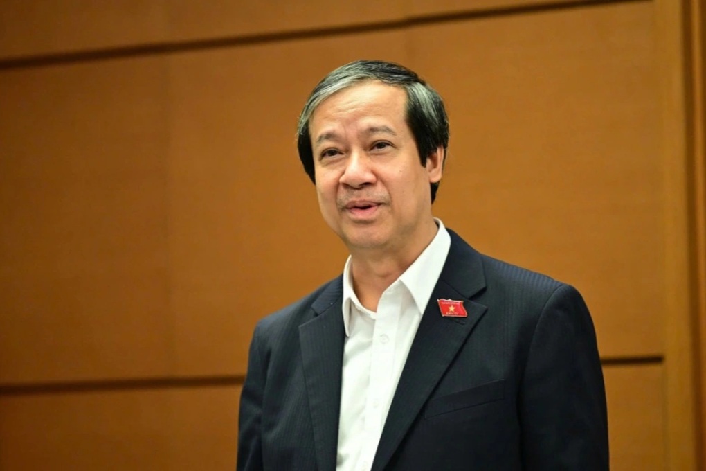 Không chỉ miễn học phí, đề nghị hạn chế thu các loại phí khác trong trường - 2 Không chỉ miễn học phí, đề nghị hạn chế thu các loại phí khác trong trường - 2