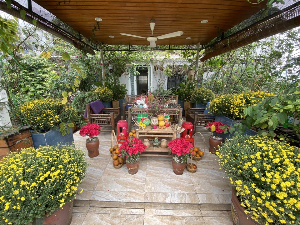 Vườn hoa 200m2 trên sân thượng, đẹp như tiên cảnh của mẹ đảm Hà thành - 13