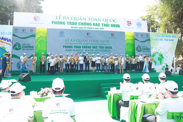 LOTTE Mart tham dự lễ ra quân phong trào chống rác thải nhựa