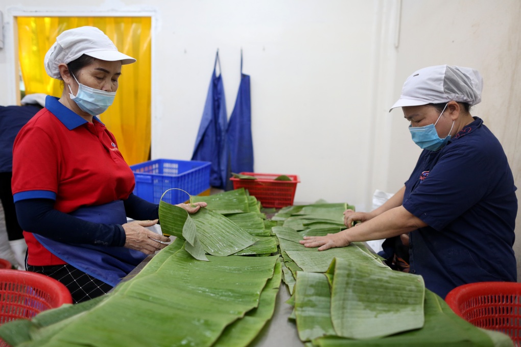 Nghỉ việc trước thời điểm đủ tuổi hưu 1 năm có bị trừ tỷ lệ lương hưu? - 1 Nghỉ việc trước thời điểm đủ tuổi hưu 1 năm có bị trừ tỷ lệ lương hưu? - 1