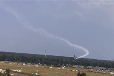 Máy bay Nga rơi tại triển lãm hàng không, 2 người thiệt mạng