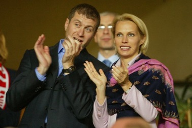 Những thú “chơi ngông” xa xỉ của ông chủ CLB Chelsea