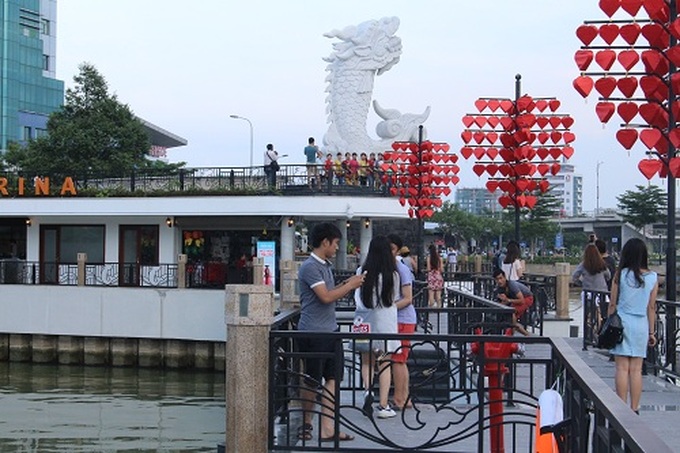 Khách du lịch tham quan TP Đà Nẵng thời điểm chưa có dịch bệnh.