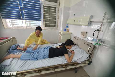 Góa phụ ung thư vú, khẩn cầu cứu con gái mắc bệnh "hiểm"