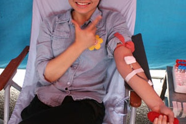 Hàng ngàn sinh viên hưởng ứng “Ngày toàn dân hiến máu tình nguyện”