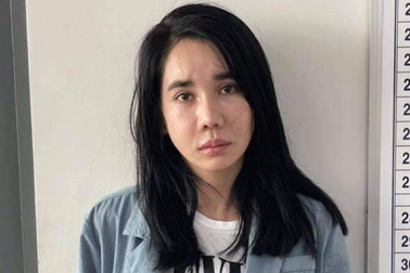 Vì sao hoa hậu Lã Kỳ Anh trộm đồng hồ Rolex?