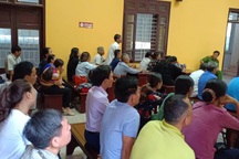 Hàng nghìn người dân tập hợp chữ ký xin giảm án cho nguyên chủ tịch xã tại Thanh Hoá!