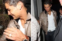 Ronaldo đã ở đâu khi Real thương lượng cùng MU