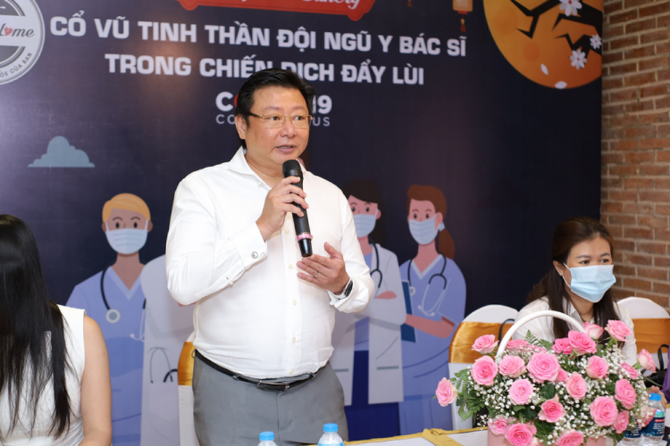 Sweethome Bakery tặng 2.000 hộp bánh trung thu cho đội ngũ chống dịch Covid-19 - 2 Sweethome Bakery tặng 2.000 hộp bánh trung thu cho đội ngũ chống dịch Covid-19 - 2